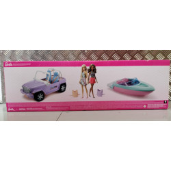 Barbie GDX66 - Pack avec Jeep, Bateau et 2 poupées - Neuf, scellé (boîte légèrement abîmée)