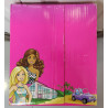 Barbie GDX66 - Pack avec Jeep, Bateau et 2 poupées - Neuf, scellé (boîte légèrement abîmée)